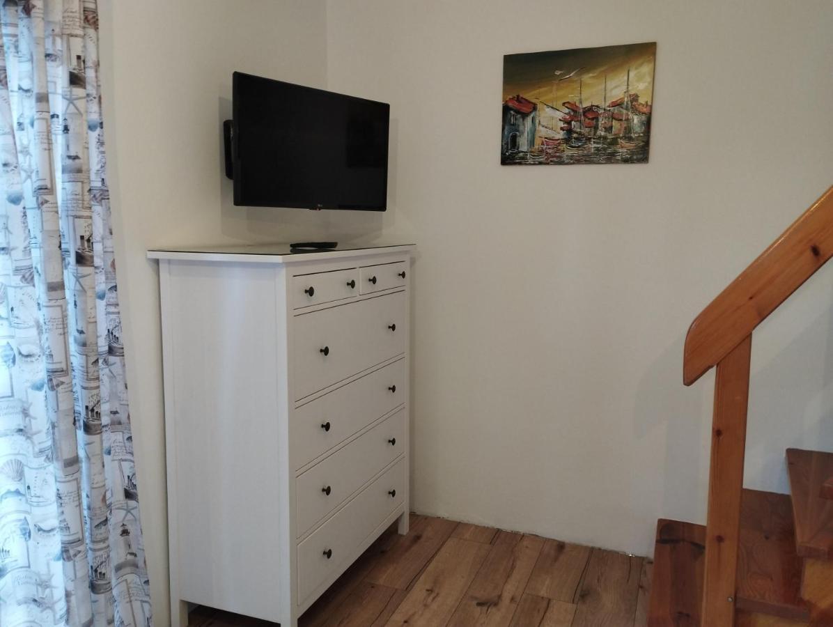 Ferienwohnung Liliomfa Apartman Szigliget Exterior foto