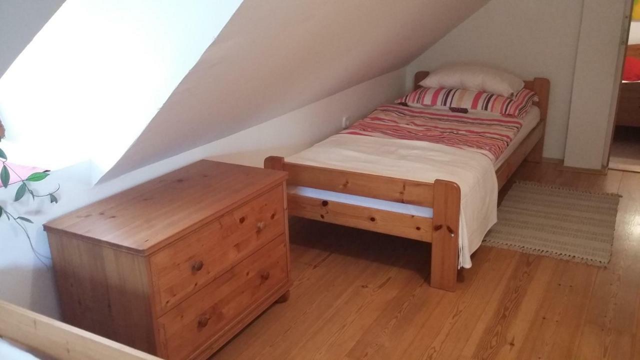 Ferienwohnung Liliomfa Apartman Szigliget Exterior foto