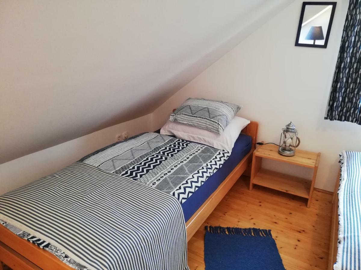 Ferienwohnung Liliomfa Apartman Szigliget Exterior foto